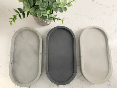 7" Concrete Tray ( Holds two bottles or one bottle and one brush) * CANADIAN MADE